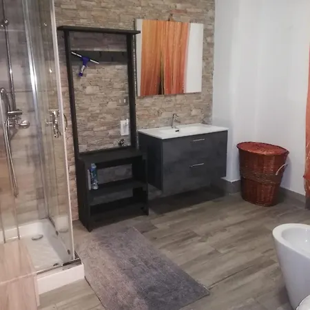 Nyaraló Il Nocciolino , 2 Mercallo