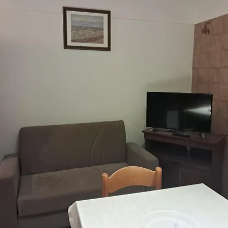 Il Nocciolino