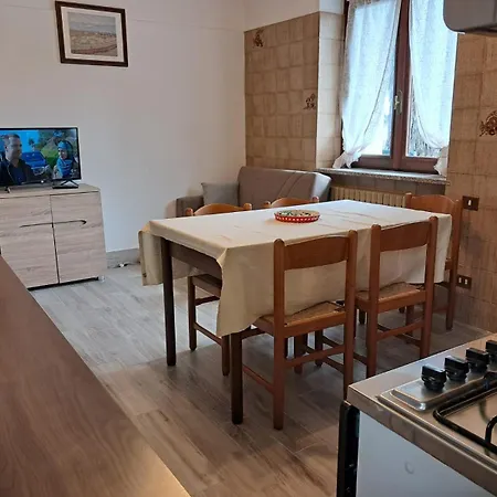 Il Nocciolino , 2 Nyaraló